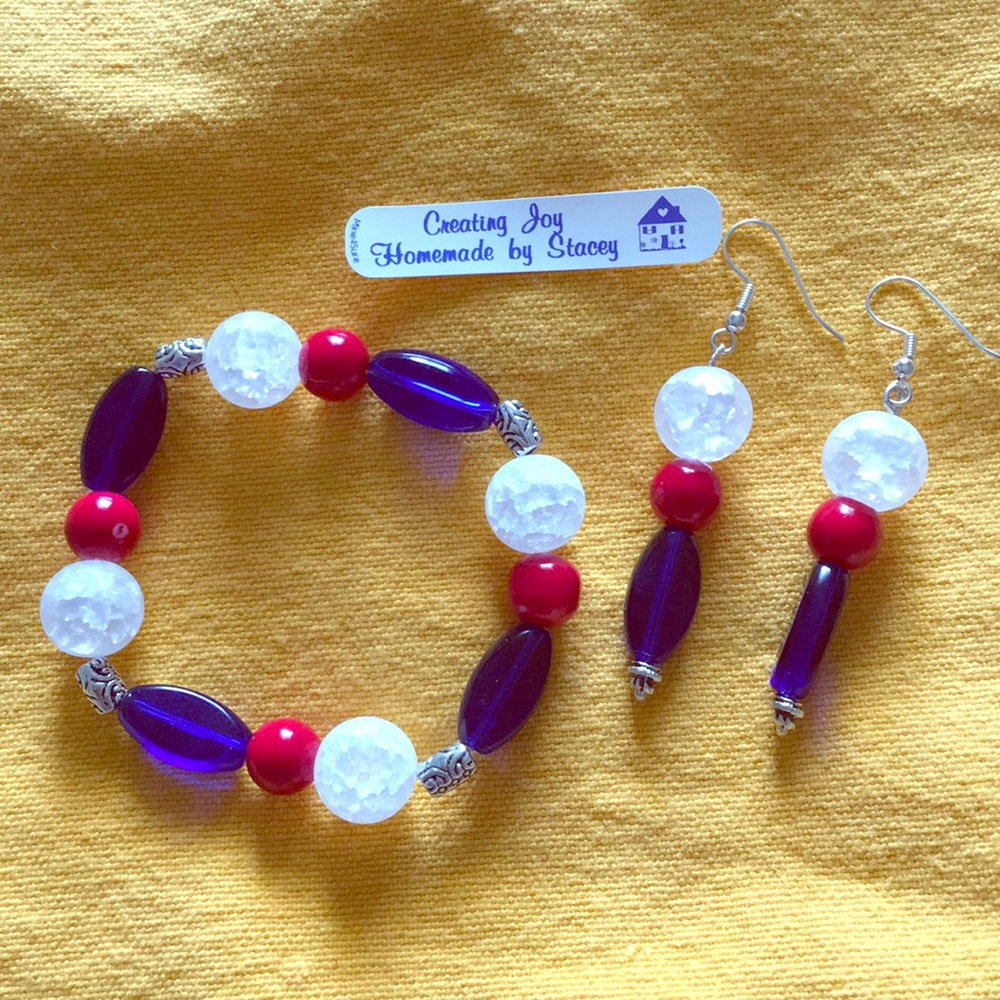 Patriotic bracelet and earrings